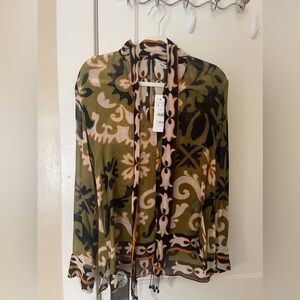 Zara blouse size L fits more like a M brand new with tags